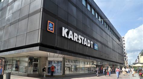 Zammlung der Schlüssel in Saarbrücken Karstadt